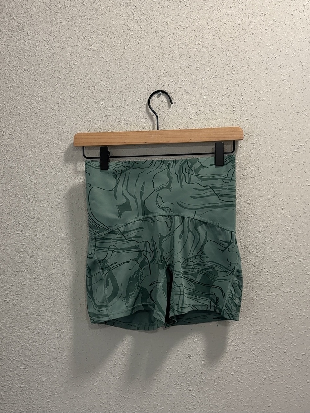 Gymshark Green Abstract Shorts Women's Size Medium